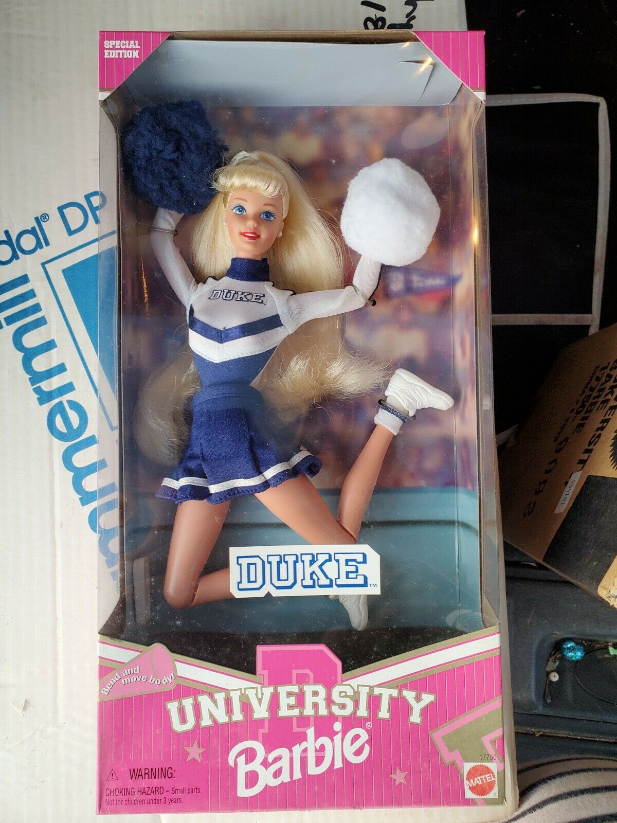 Duke University Cheerleader 1996 Barbie Doll New In Box